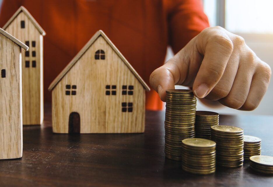 How to Tap Home Equity: Refi, HELOC, or Home Equity Loan?