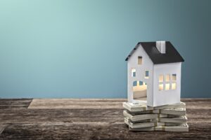 Cash-Out Refinance vs. HELOC: What’s the better option?